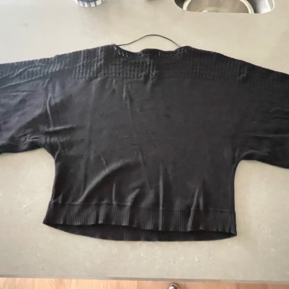 COPY - INC Wide Arm Short Sleeve Black Sz L Sweater - Picture 6 of 6